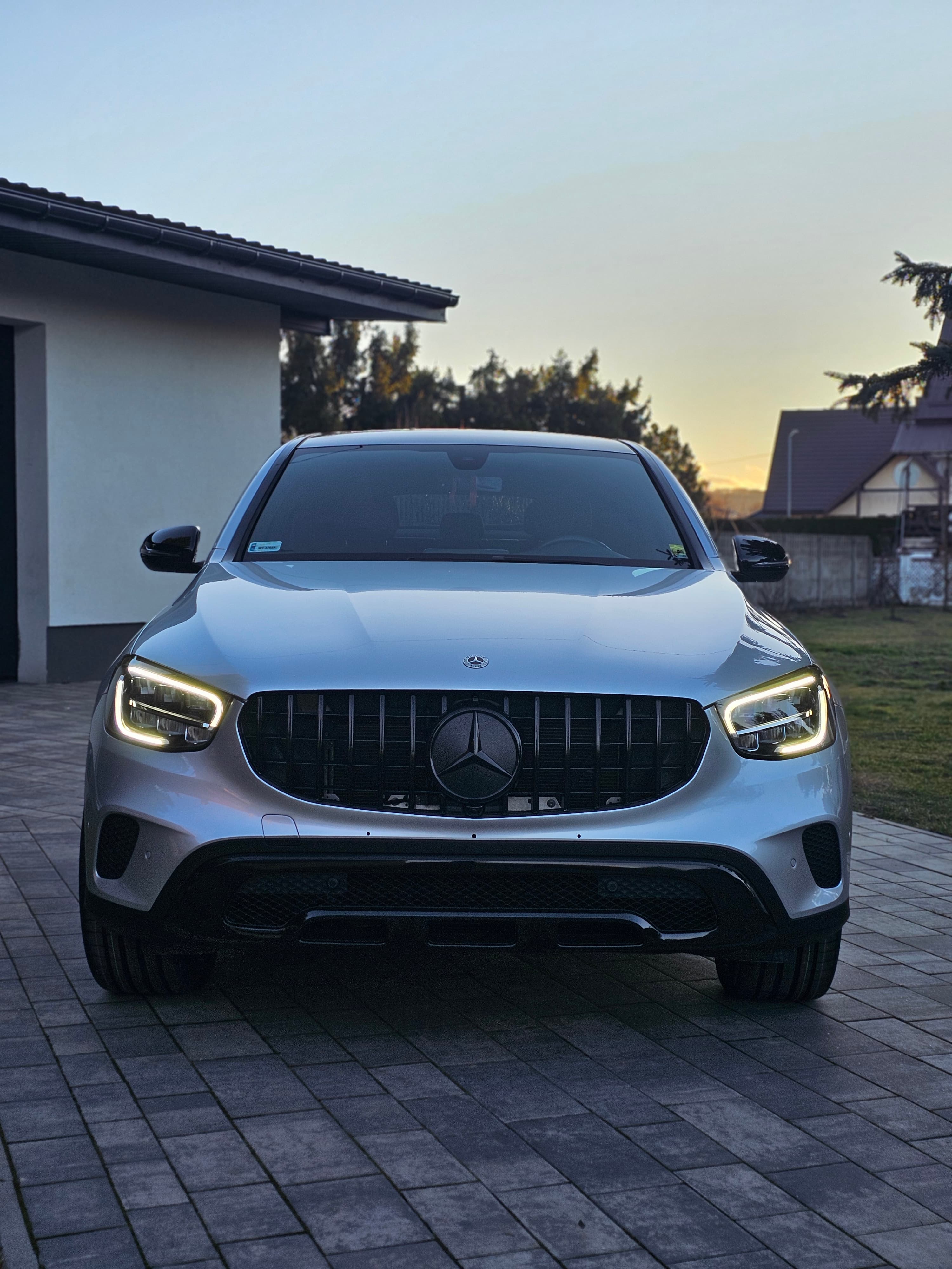 Mercedes GLC - dechroming, dach czarny połysk, lampy PPF 70%